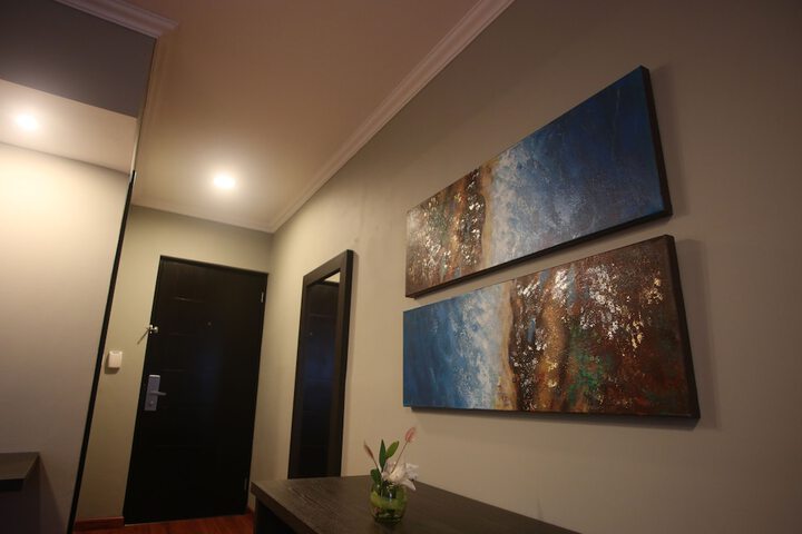 Room 42 of 152