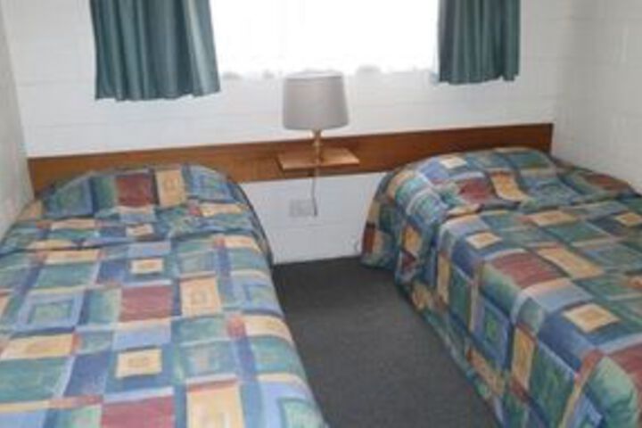 Room 25 of 43