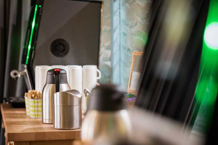 Breakfast/Coffee Service 104 of 162