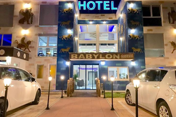 Hotel 52 of 55