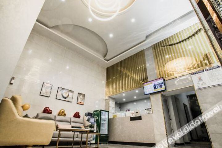 Hotel Interior 16 of 32