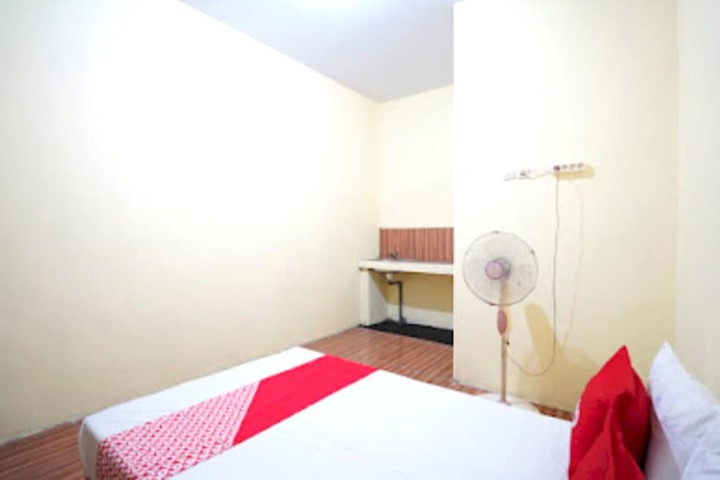 Room 19 of 27