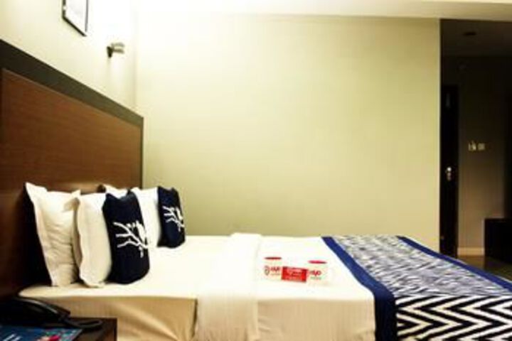 Room 12 of 17