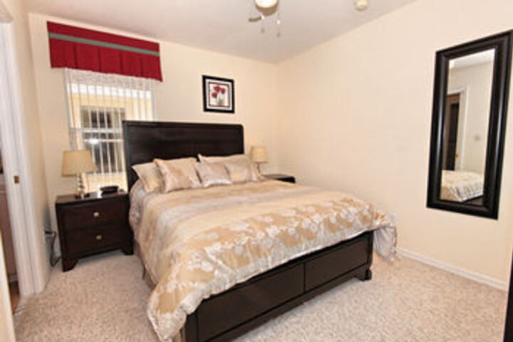 Room 126 of 380