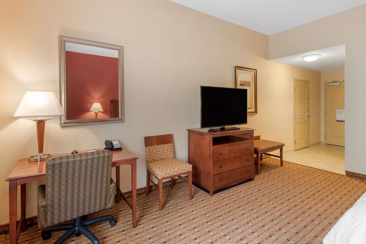 Room 33 of 54
