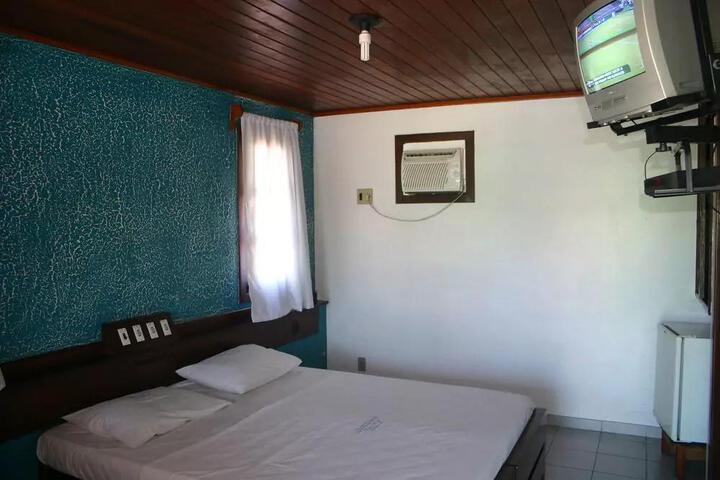 Room 8 of 20