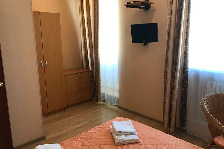 Room 7 of 67