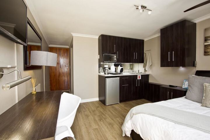 Room 22 of 40