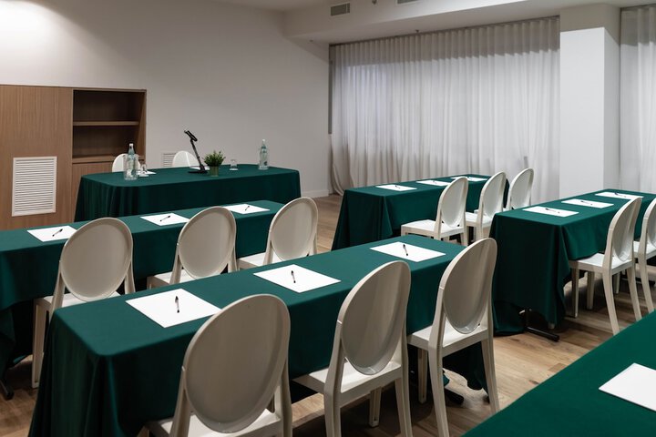 Meeting 52 of 61