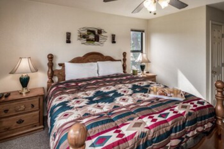 Room 32 of 39