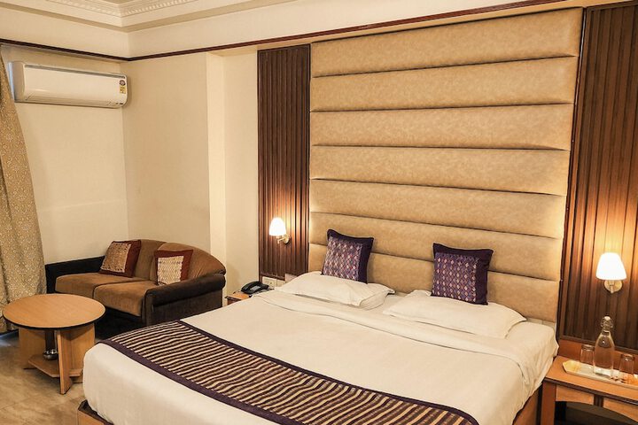 Room 30 of 71