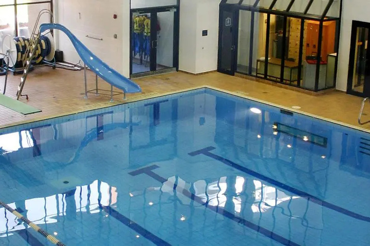 Pool 9 of 16