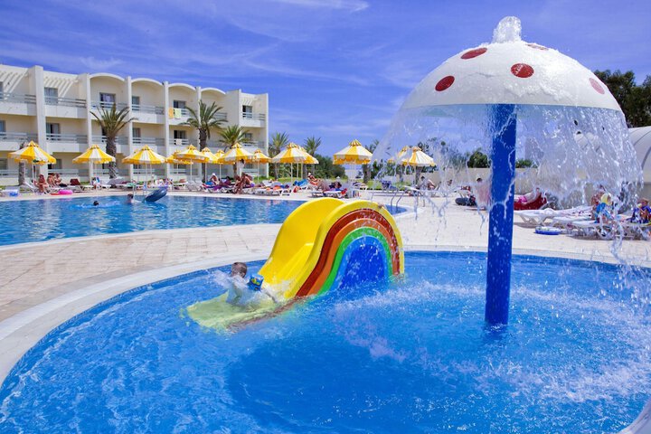 Pool Hotel