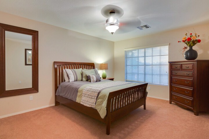 Room 5 of 37