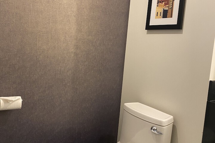 Bathroom amenities