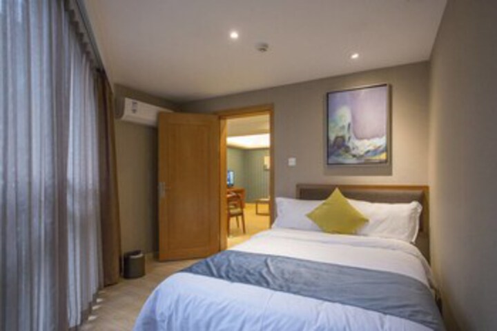 Room 36 of 70