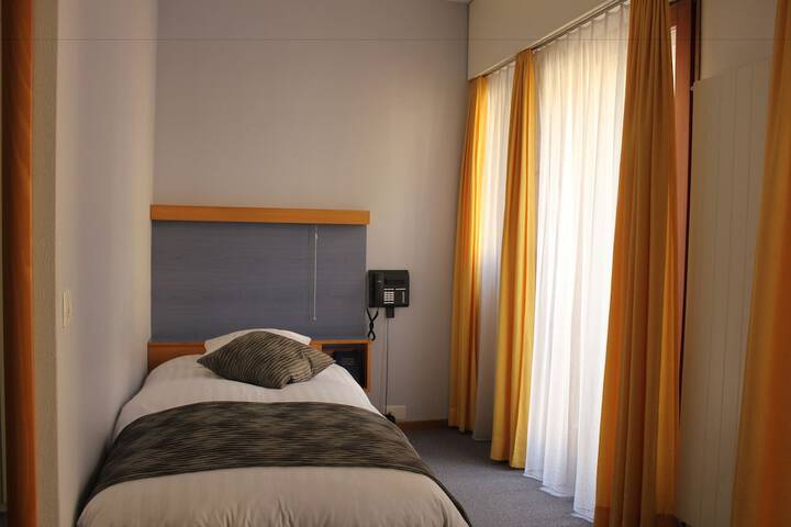 Room 12 of 56