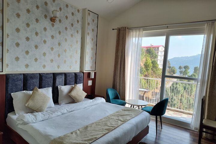 Room 8 of 54