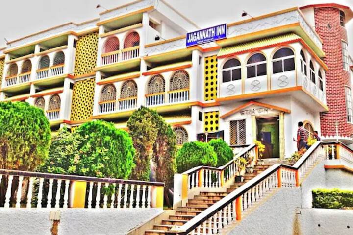 Hotel Jagannath Inn Near Amrabati Park