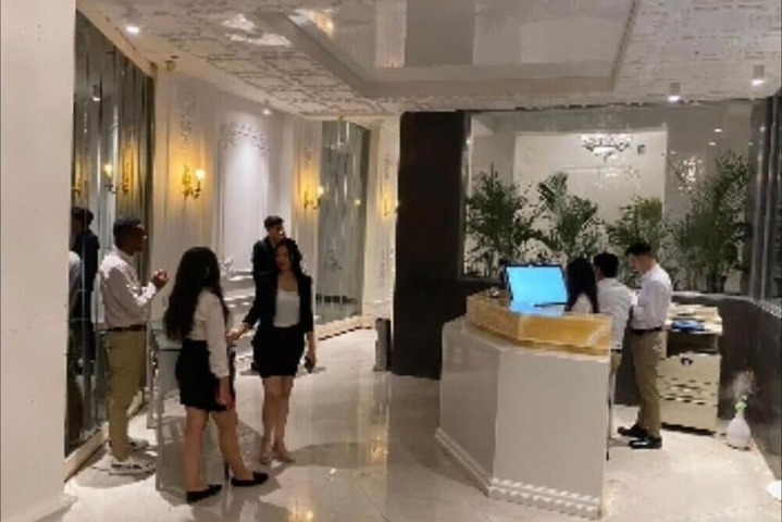 Hotel Interior 2 of 119