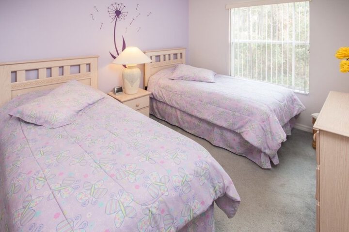 Room 5 of 12