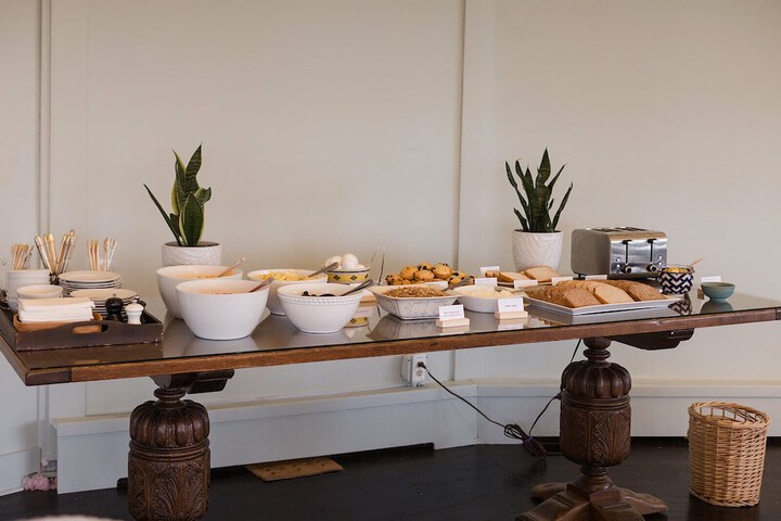 Breakfast/Coffee Service 119 of 158