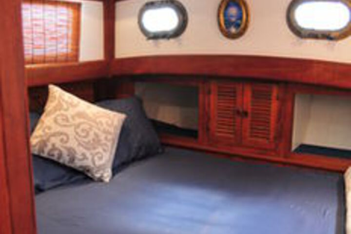 Room 21 of 38
