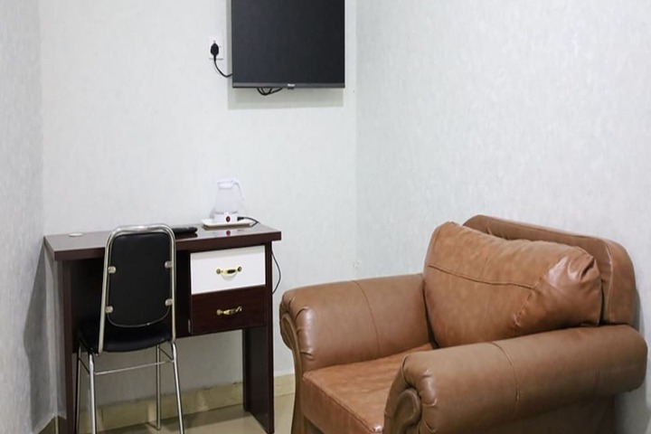 Room 15 of 32