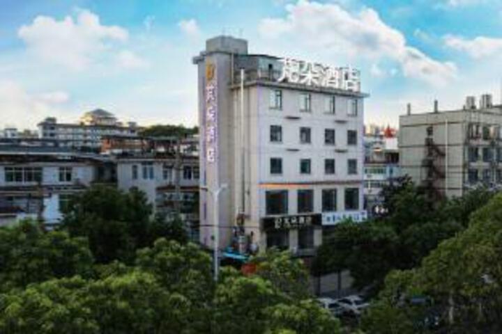 Pengduo Hotel (Civil Affairs College Branch)