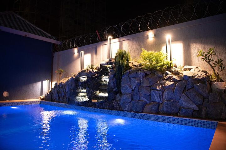 Pool 16 of 31