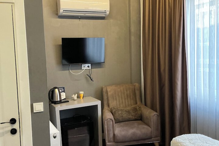 Room 46 of 73