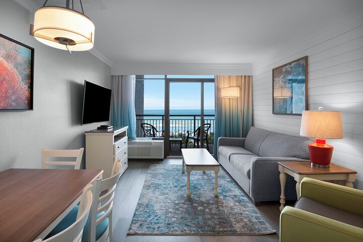 Room 40 of 106