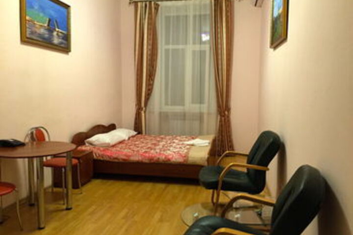 Room 16 of 25