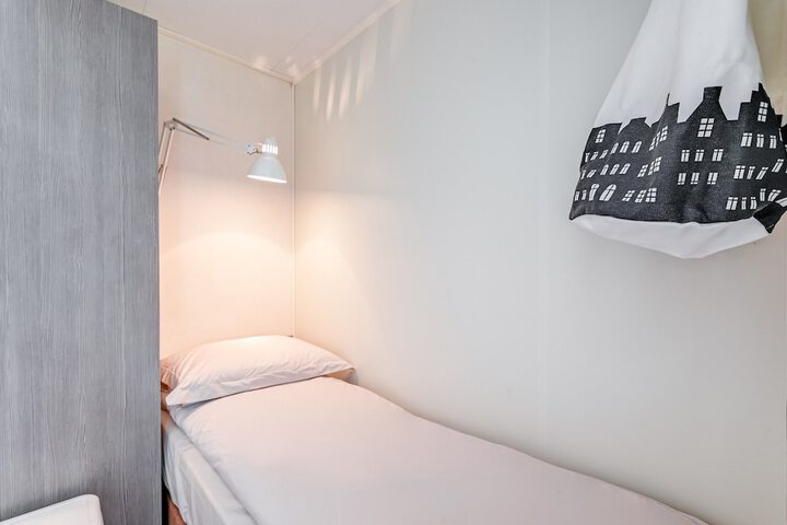 Room 5 of 29