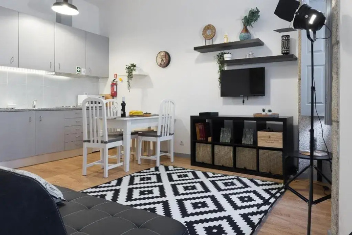 Room 3 of 21