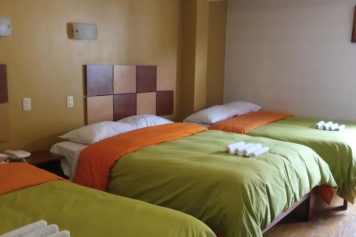 Room 9 of 38