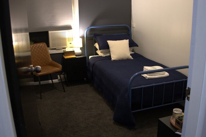 Room 4 of 26