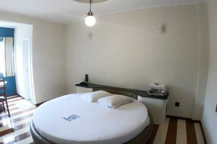 Room 43 of 53