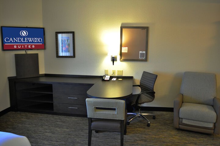 Room 5 of 42