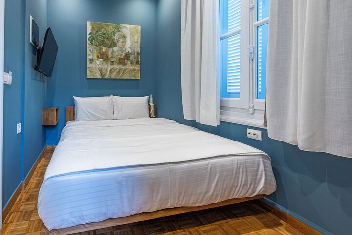 Room 45 of 112