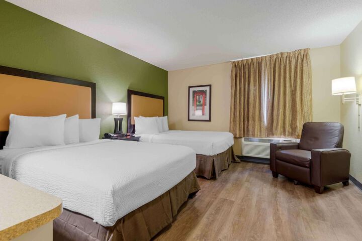 Studio 2 Double Beds Accessible (5 of 6)