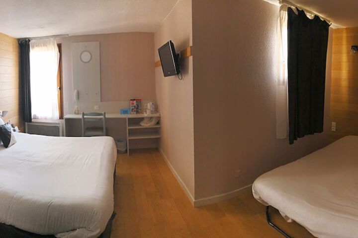 Room 16 of 71