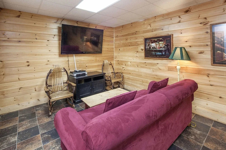 Room 3 of 18