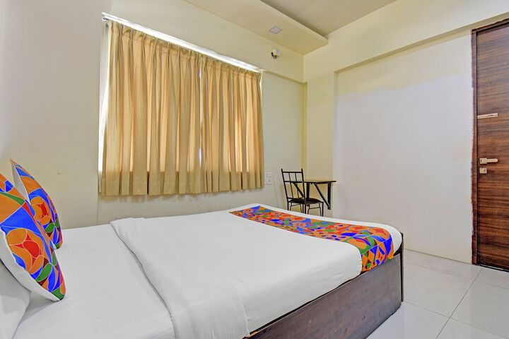 Room 16 of 22