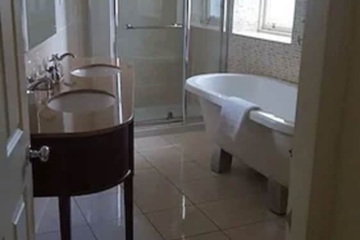 Bathroom Interior Photo