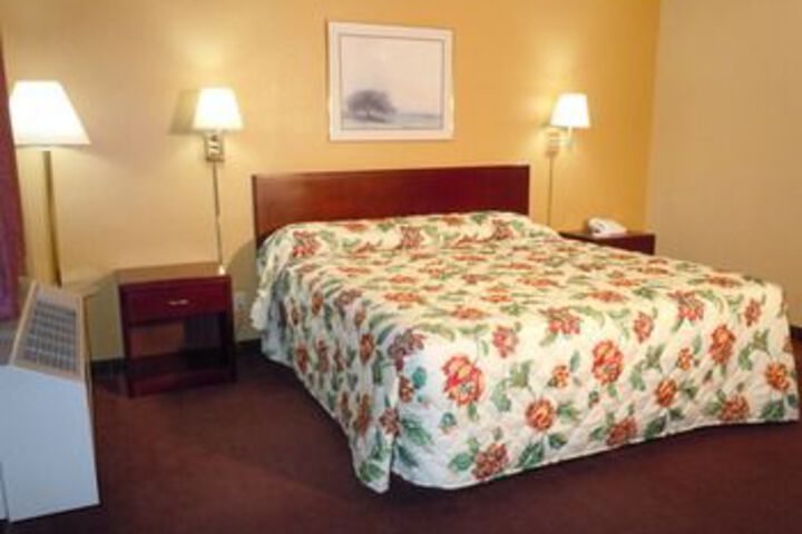Room 15 of 24