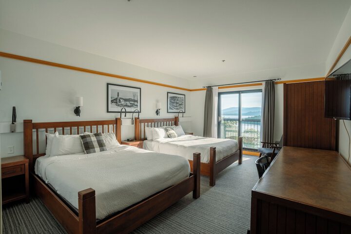 Hotel View 144 of 152