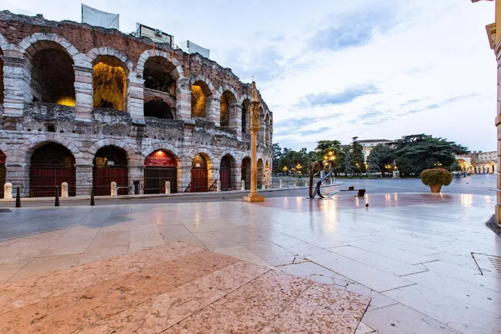 Exterior of Luxury Wellness Verona Spa