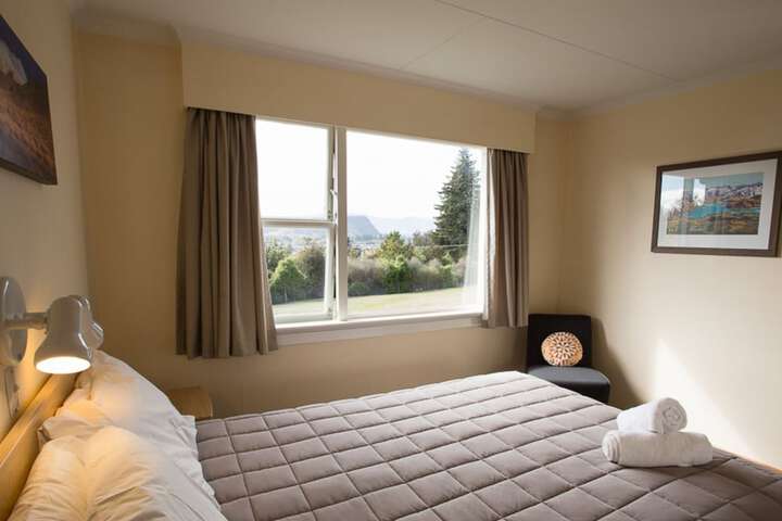 Room 21 of 170