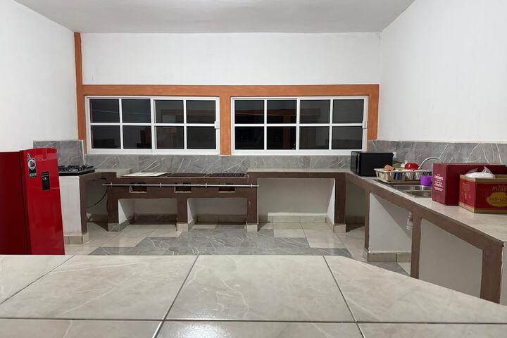 Dining 19 of 27